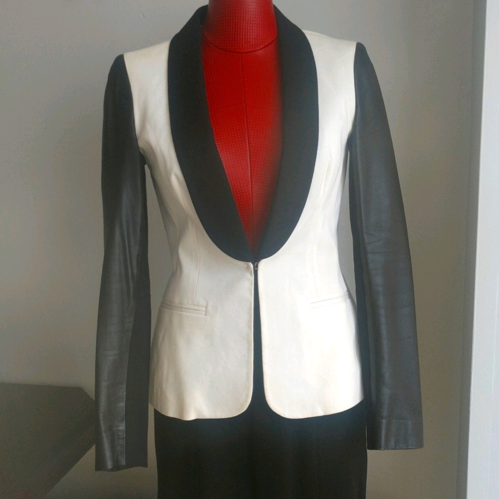 Black and off white blazer